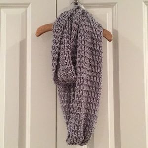 LOFT Silver knit Infiniti scarf